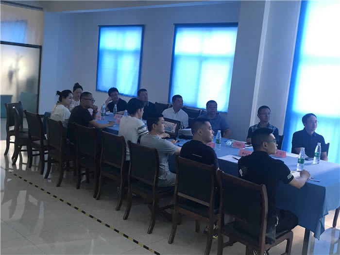 绵阳市人大常委会副主任董晓彬莅临公司调研工作7
